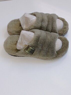 New UGG Sheep Fur Fluff Slippers
